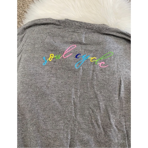 Monrow X SoulCycle Collab Throw on Henley Sweatershirt - Picture 3 of 7